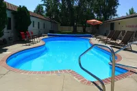Sunrise Motor Inn - Pool
