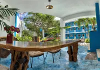 藍椰子坎昆酒店