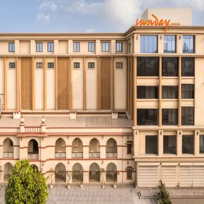 Sunday Hotel & Convention Centre by CheckIn, Vadodara Hotels near Vadodara International Airport