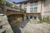 B&B Lambroriver Các khách sạn ở Albese con Cassano