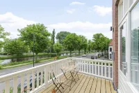 Novallure Short Stay Apartments فنادق في Zoetermeer