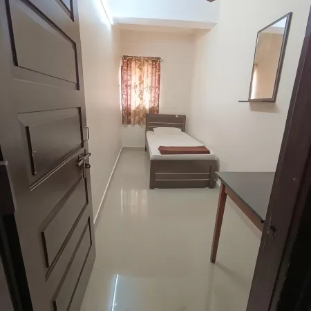 Shri Vasant Lodge