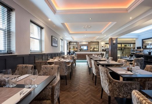 더 랜즈버리 헤리티지 호텔