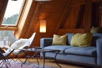 Gutshof Hotel Waldknechtshof Hotels in Besenfeld