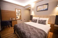 Divares Luxury Hotel