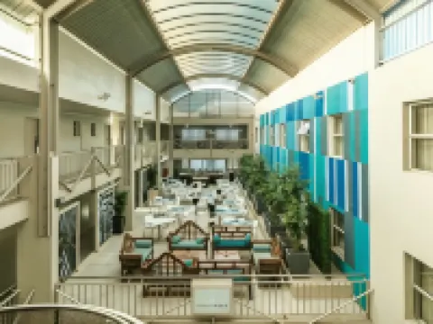 Ramada by Wyndham Sedibeng Peermont Metcourt 弗朗西斯敦酒店