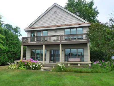 Portage Lakefront - Great View & Location - 5 Bedrooms - 3 Baths - 2 Car Garage