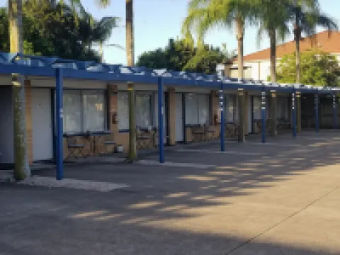 Raceways Motel Hotels in Ascot