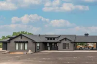 BLACK SHEEP INN Newly Constructed Suffolk #2 of 4 Units