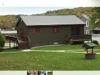 Lake house for 8, all seasons! Large deck overlooking the water Hotels in Argyle