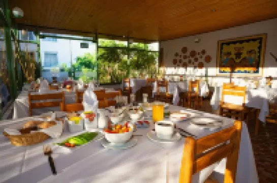 Hotel El Abuelo Hotels in Carhuaz Province