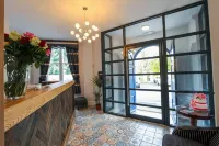 Kings Park Hotel Hotels in Hayton