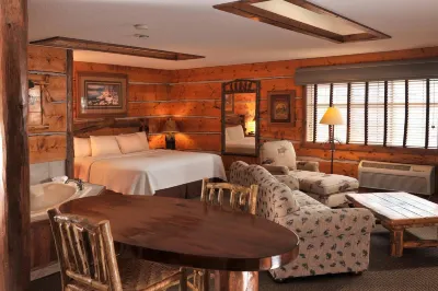 Cedar Creek Hotel Wausau - Rothschild Hotels in Rib Mountain