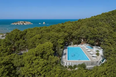 Gattarella Family Resort Puglia- Seaside Rooms and Suites with Premium Half-Board à la Carte