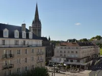 Logis Hotel du Chateau Hotels near Caen Castle