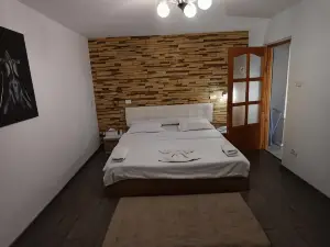 Insomnia Studio