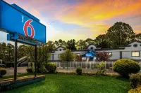 Motel 6 Toms River, NJ Near Seaside Heights Hotel a Toms River
