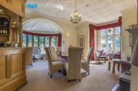 Dales Country House Hotel - Homestays