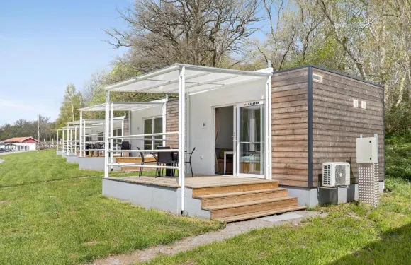 卡爾斯克魯納克爾斯達慕第一露營酒店