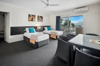 Colonial Palms Motor Inn - spa