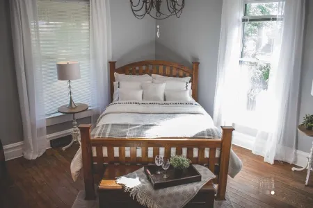 Close to everything! DISCOUNTS for Long Stays- Fully Remodeled Отели рядом с достопримечательностью «Парк Камерон»