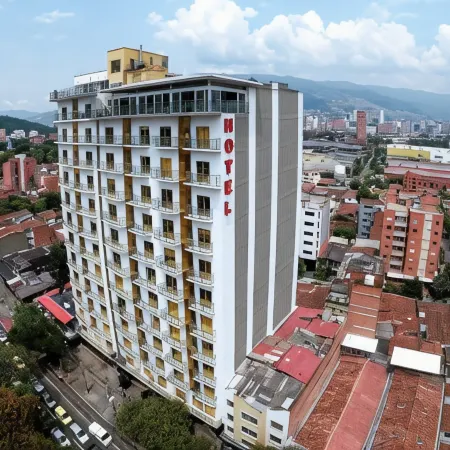 Hotel Dorado la 70