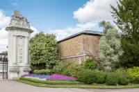The Lion Gate Mews