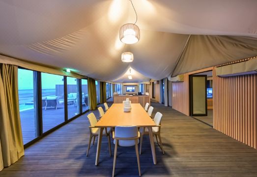 칼바 킹피셔 로지 외관