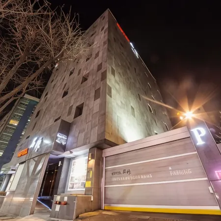 Hotel Myeong Jak
