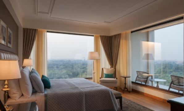 5. 더 오베로이 뉴..