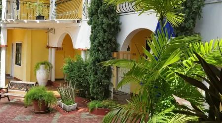 The Chancellor Hotel Отели рядом с достопримечательностью «Dattatreya Temple and Hanuman Statue»