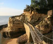 Small house 4 people "Pointe de Vallières" private parking, beach 300m. Hotel a Saint-Georges-de-Didonne