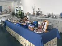 Hotel Holiday - breakfast