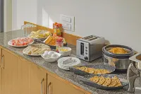 Treebo Royal Sun Palace MP Nagar Zone 2 - Homestays