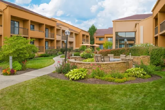 Courtyard Chicago Deerfield