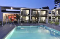 Hotel Eden Park Pau Est, Avec Piscine Hotels in Morlaas