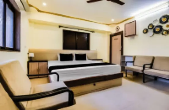 Shradha Luxury Room