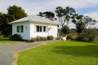 Russell-Orongo Bay Holiday Park Hotels near Bay Of Islands