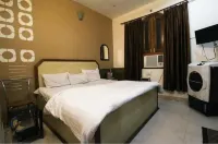 Narayani Guest House by Grb