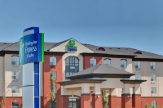 Holiday Inn Express & Suites SHERWOOD PARK-EDMONTON AREA by IHG