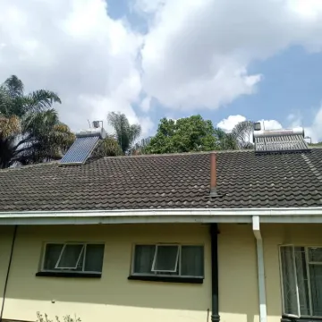 Guesthouse with Green Garden and Pool - 2102