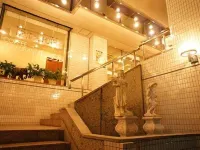 Central Hotel - 2-Star