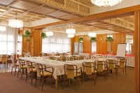 Hotel Merkur - Jablonec Nad Nisou - 3 estrellas