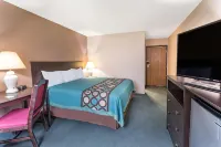 Super 8 by Wyndham Austin MN