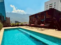 Autentico Monterrey - สระว่ายน้ำบนดาดฟ้า