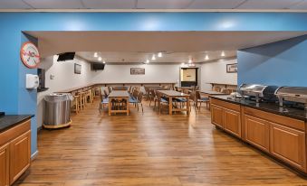 Germaine Inn South Portland