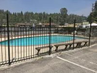 Holiday Lodge Hotels in Nevada City