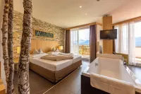 Hotel Amaten - balcony