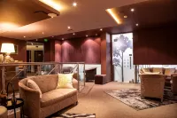 Earth & People Hotel & Spa - Free Parking - spa