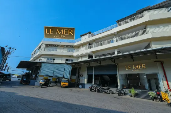 LEMER SUITES